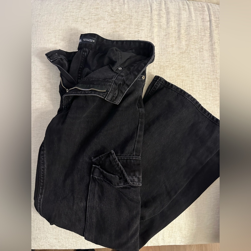 Zara Black Cargo Jeans